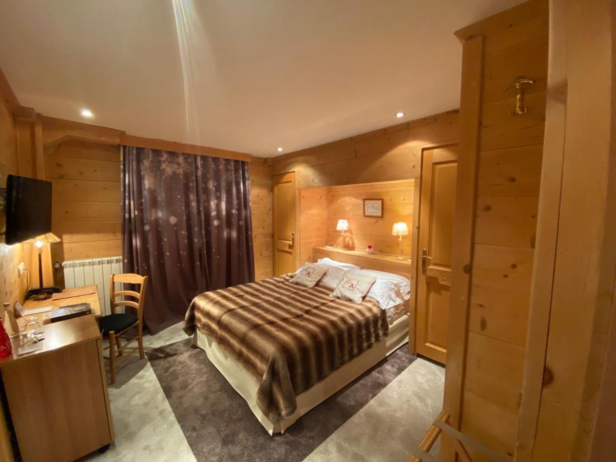 Hotel Le Chalet D'Auron Restaurant Et Spa Εξωτερικό φωτογραφία