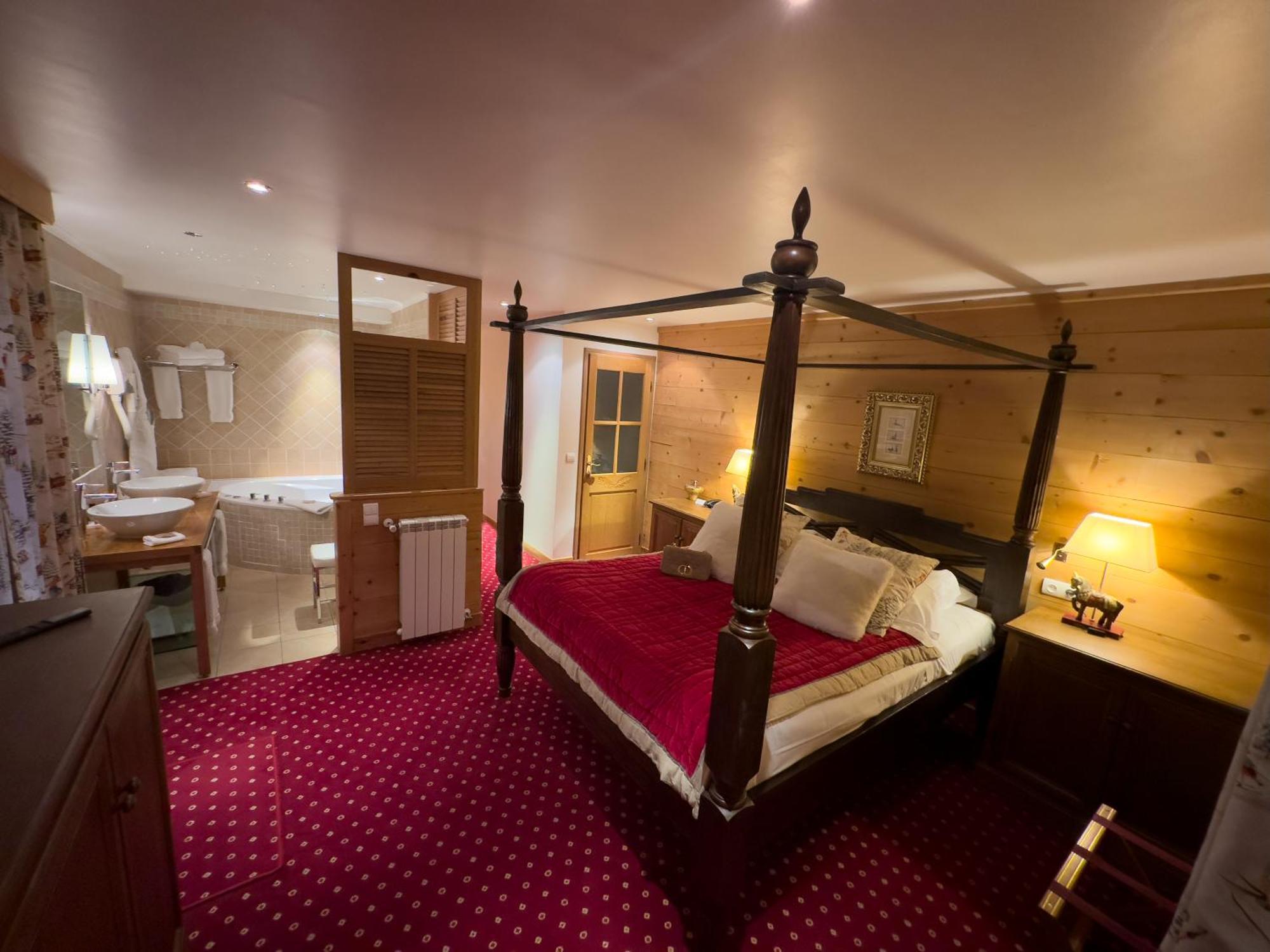 Hotel Le Chalet D'Auron Restaurant Et Spa Εξωτερικό φωτογραφία