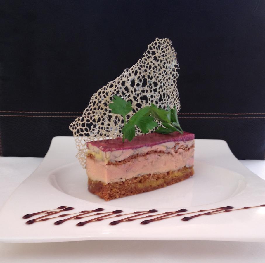 Hotel Le Chalet D'Auron Restaurant Et Spa Εξωτερικό φωτογραφία